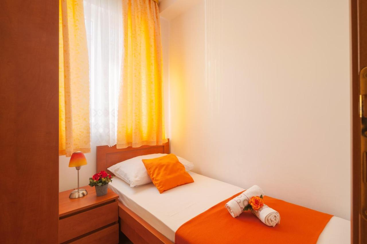 Apartments Island Beat Supetar Exterior foto